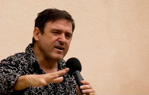 Més informació sobre l'article Un barranc de contes. A la lluna de juliol. Carles Cano