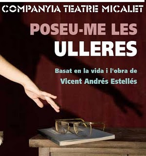 Més informació sobre l'article ANEM AL TEATRE MICALET “Poseu-me les ulleres”